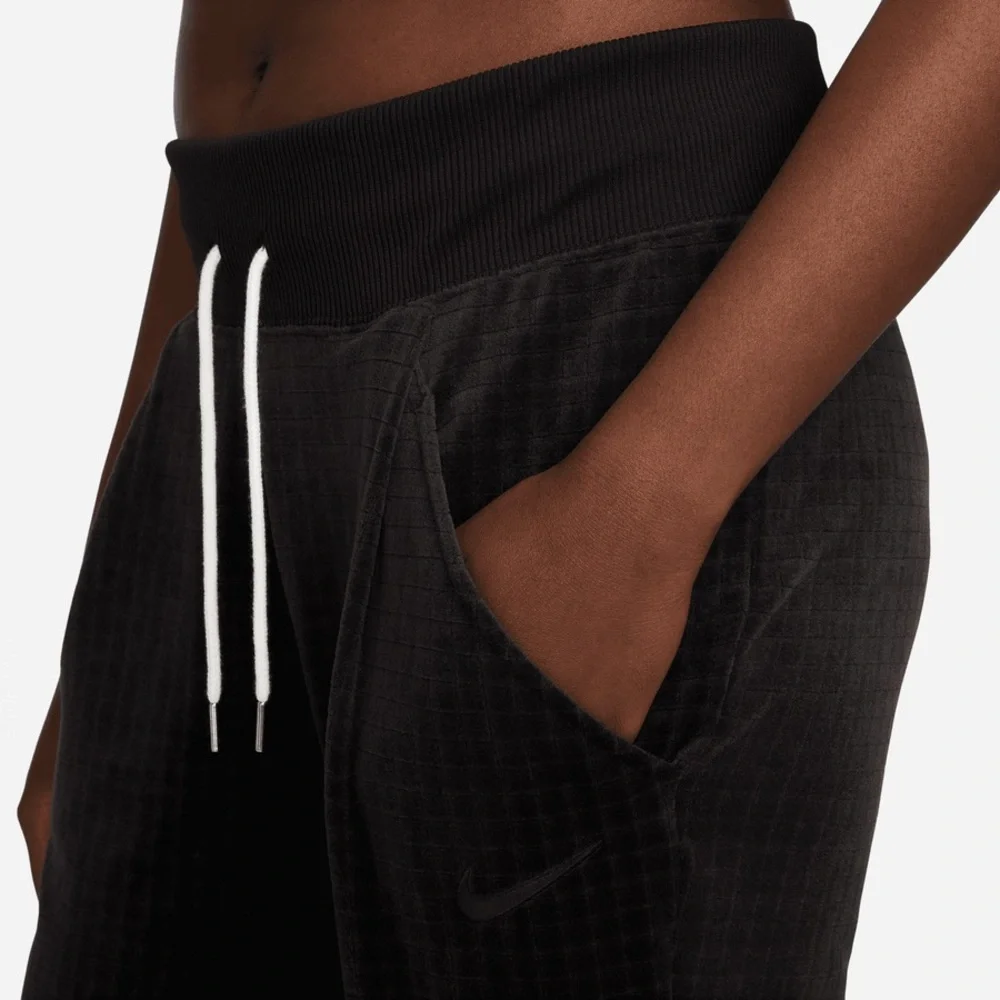 NIKE Velour Tracksuit Women's Small Black 2 Piece Jacket Pants Set